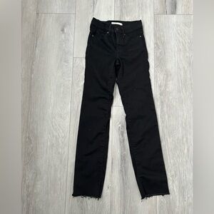 Levi's Women's Black Straight Leg Jeans 314 Shaping Size 24